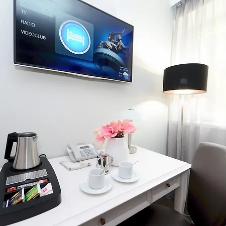 Alexandar Square Boutique 4*