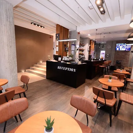 호텔 Alexandar Square Boutique