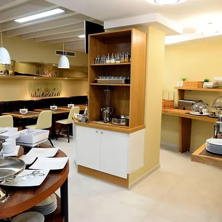 Alexandar Square Boutique 4*