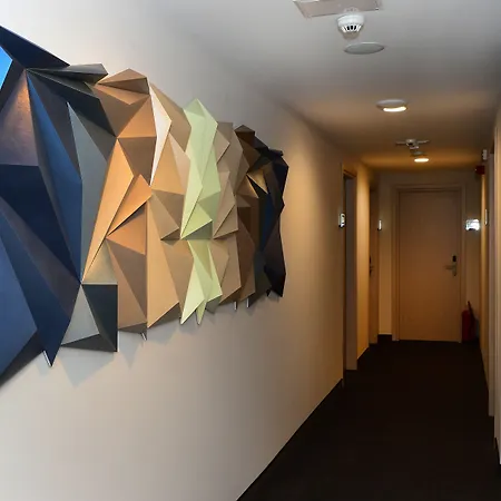 Alexandar Square Boutique 4*