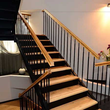 Alexandar Square Boutique Hotel