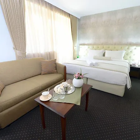 فندق Alexandar Square Boutique سكوبجي