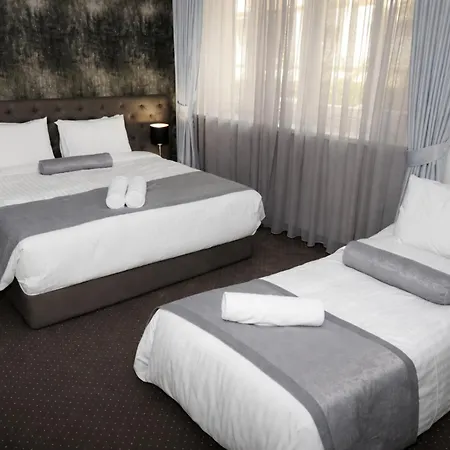 호텔 Alexandar Square Boutique 4*