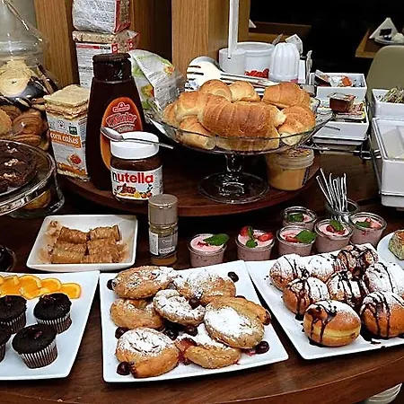 Hotel Alexandar Square Boutique 4*