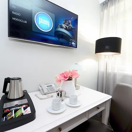호텔 Alexandar Square Boutique 4*