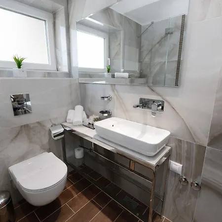 Alexandar Square Boutique 4*