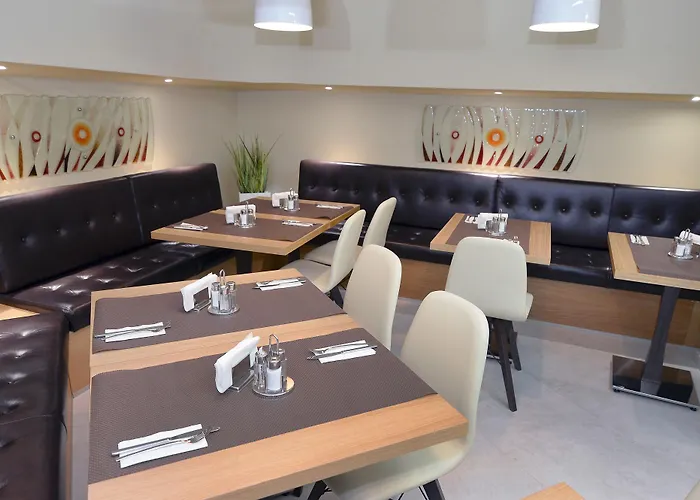 Alexandar Square Boutique 4*