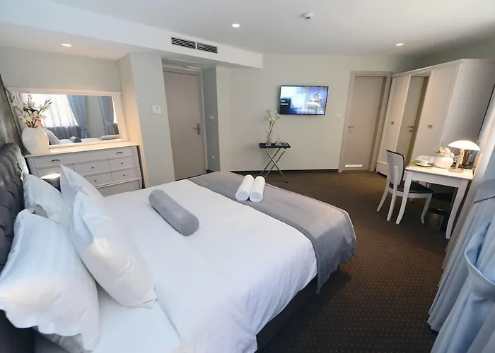 Alexandar Square Boutique Skopje