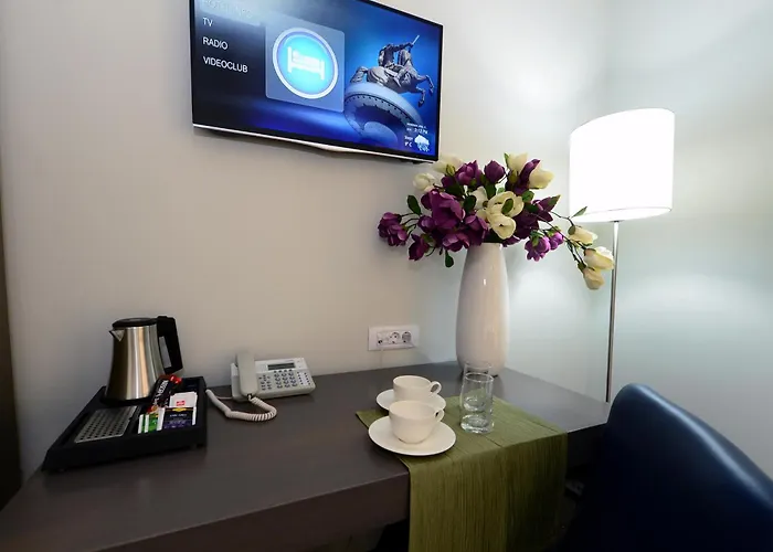 Alexandar Square Boutique Hotel 4*